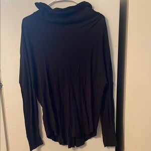 Max Studio Women's Long Sleeve Lightweight Top Black Medium